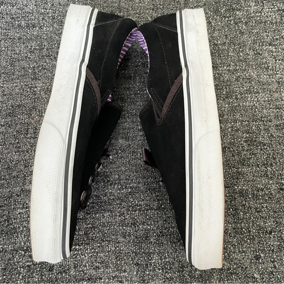 Vans x The Nightmare Before Christmas Classic Slip Ons Sneakers Women’s 10 - Picture 6 of 9